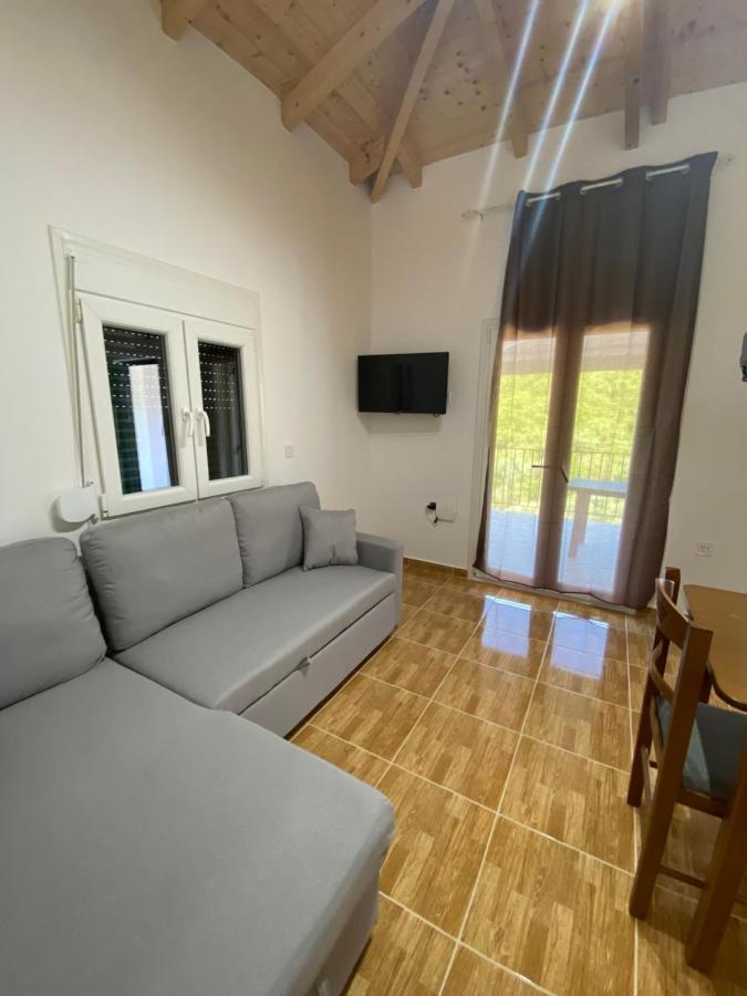 Babis Lappas villas Áyios Nikítas Extérieur photo
